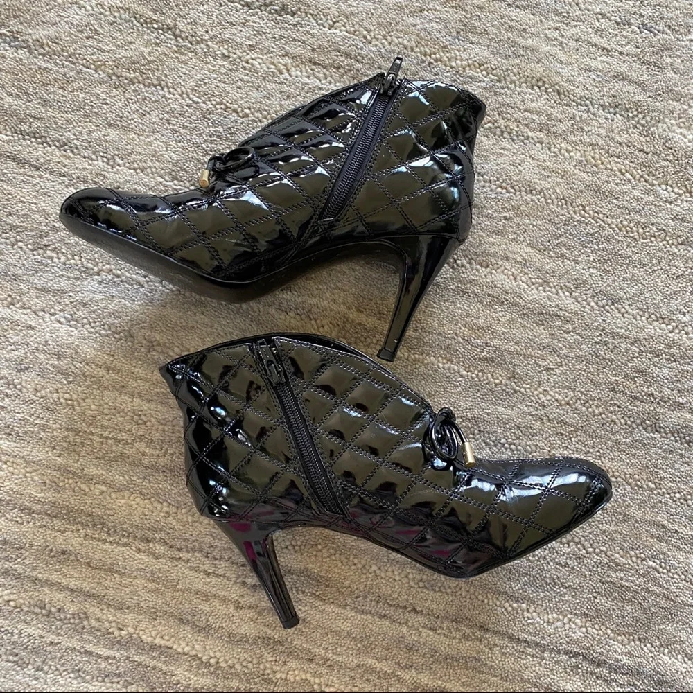 Hot in Hollywood Black Ankle Boots